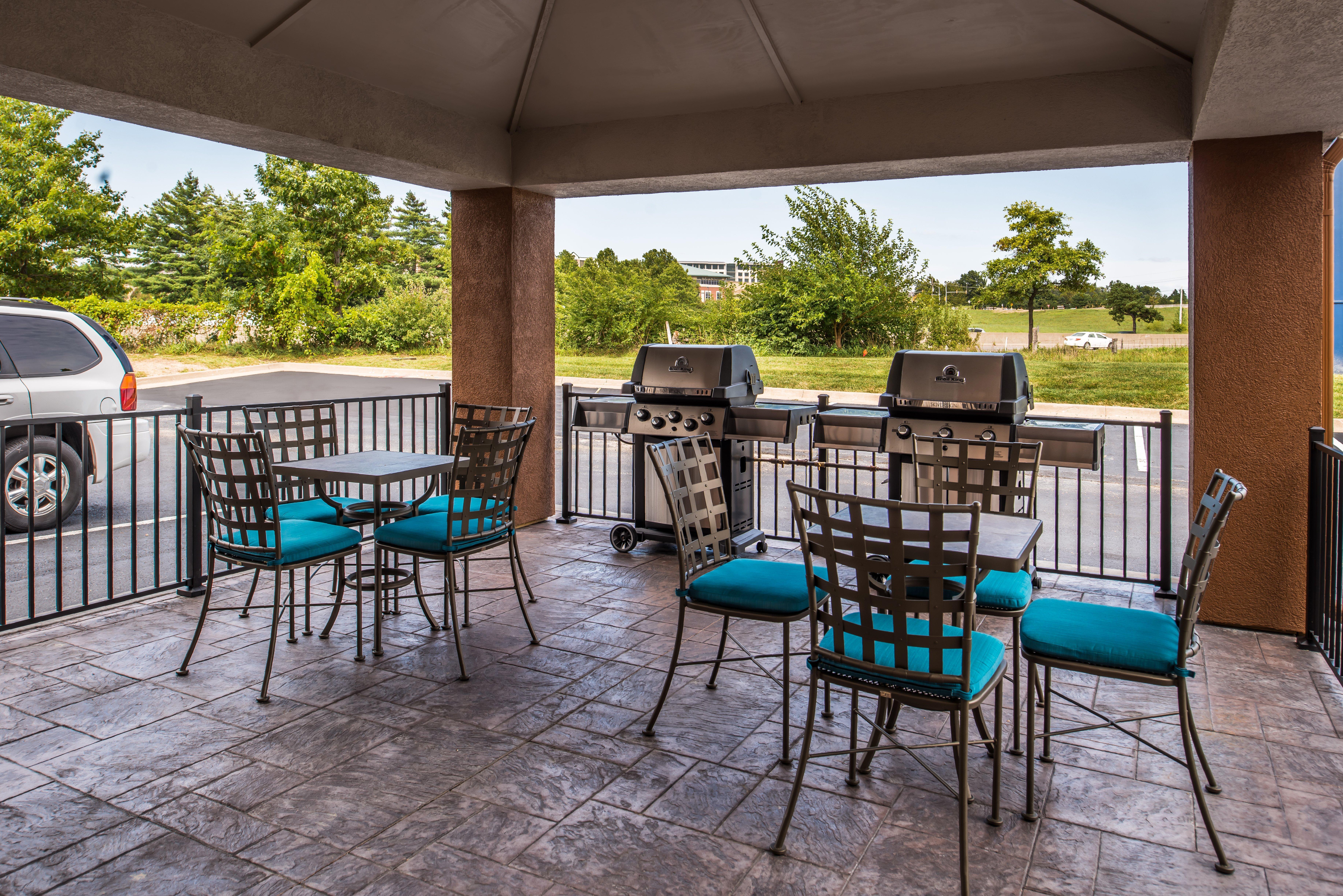Candlewood Suites - Topeka West By Ihg Экстерьер фото