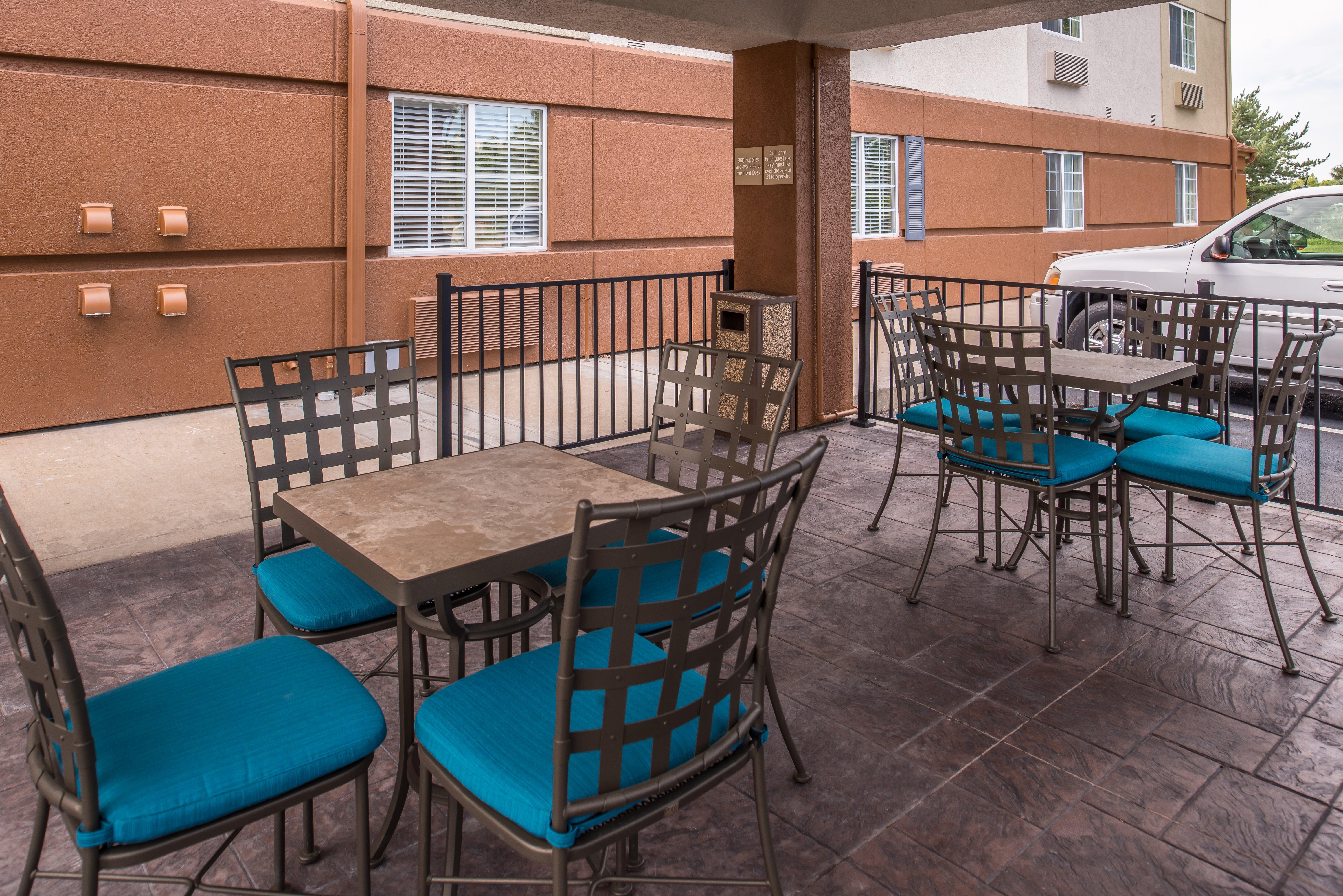 Candlewood Suites - Topeka West By Ihg Экстерьер фото