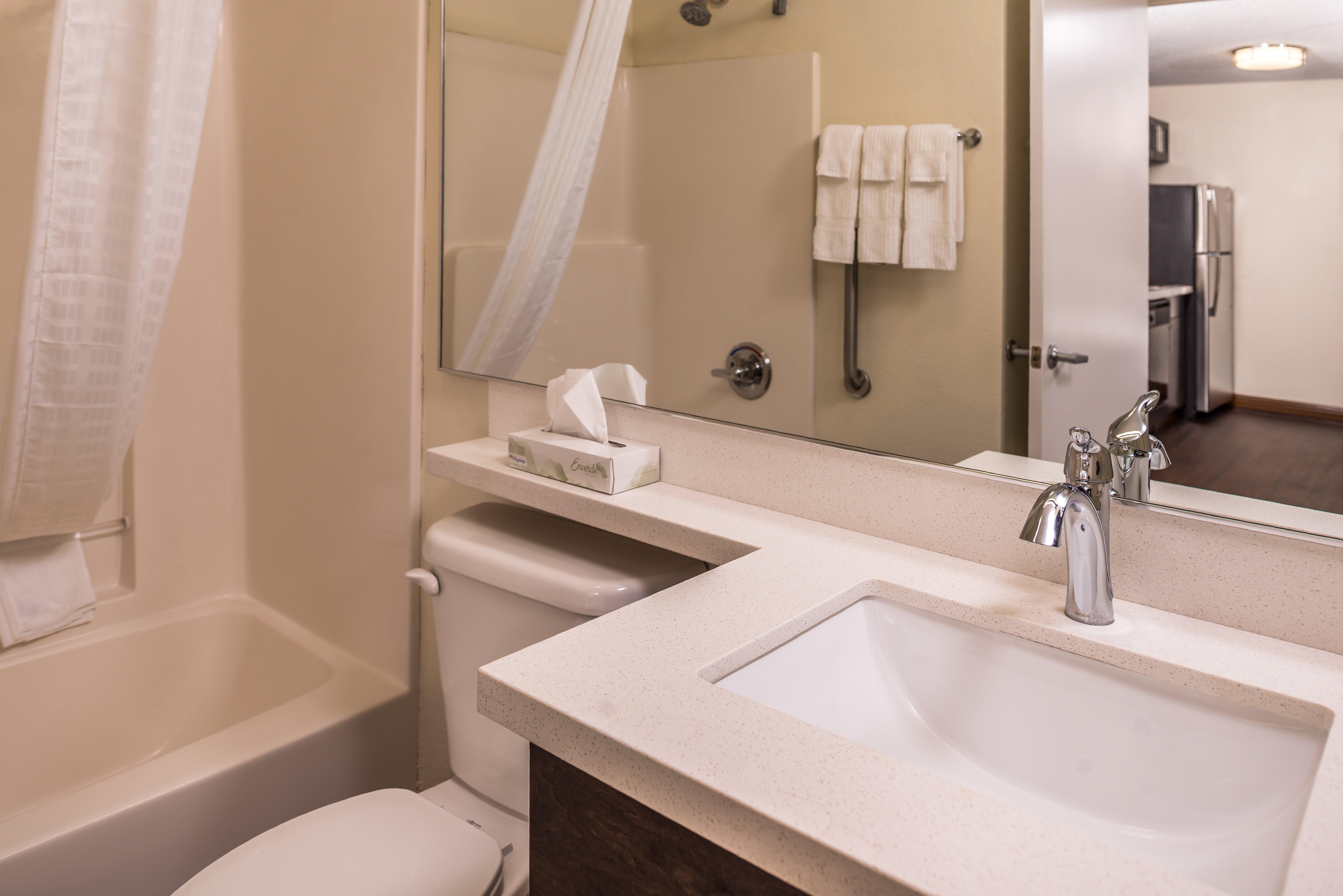 Candlewood Suites - Topeka West By Ihg Экстерьер фото