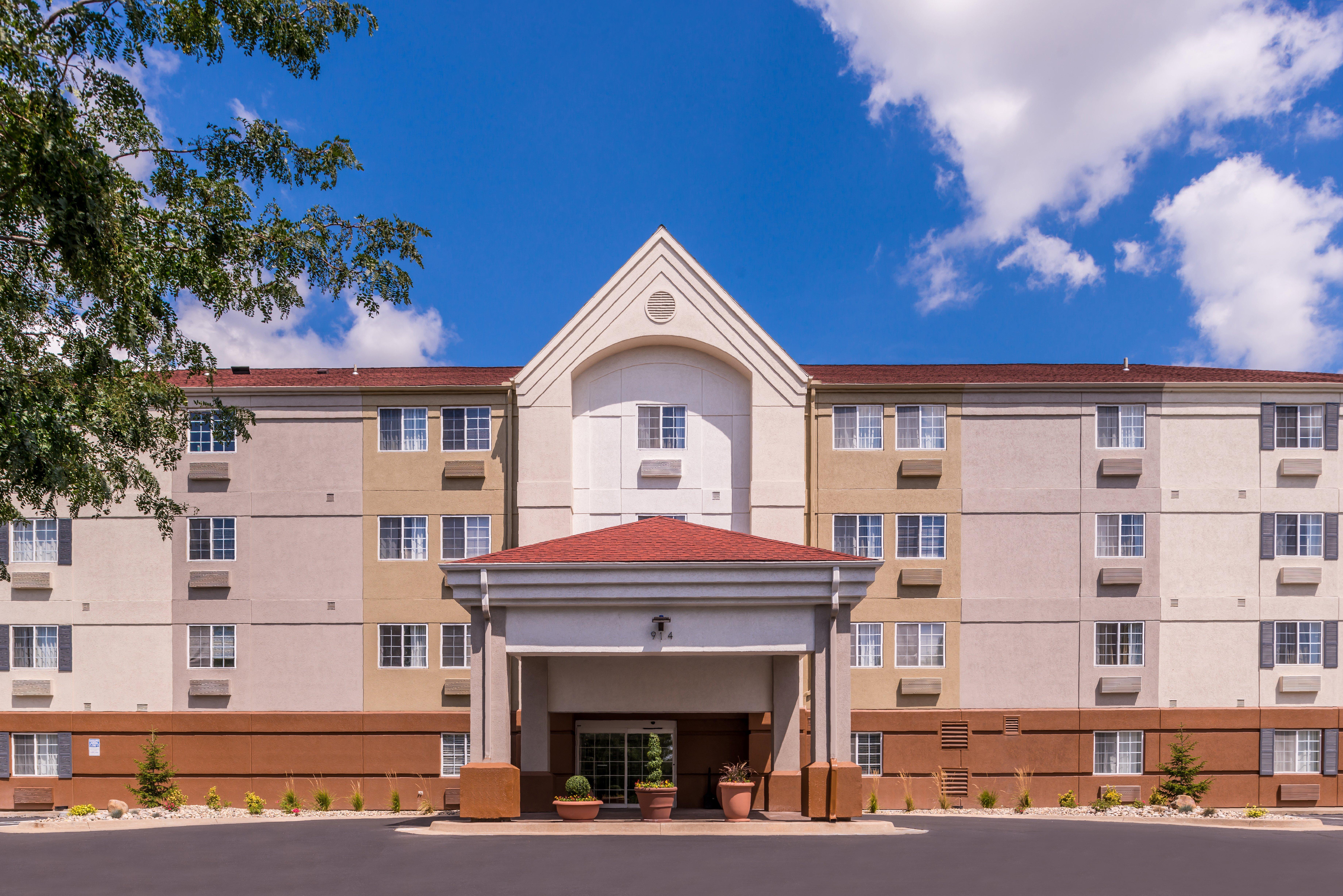 Candlewood Suites - Topeka West By Ihg Экстерьер фото